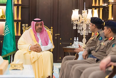 بالصور.. أمير الباحة يتسلم تقرير فريق السلام السعودي للبحث والإنقاذ