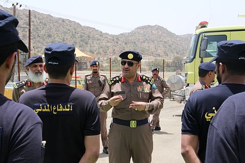 مدني الباحة: نسقوا معنا قبل إقامة مخيمات أو ألعاب نارية أو أسواق مؤقتة