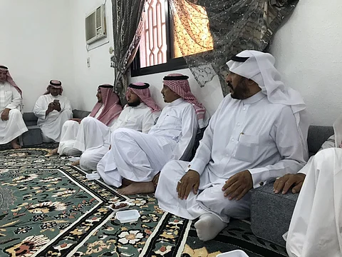 مدير "تعليم الطائف" ينقل تعازي الوزير ونائبه لذوي الطلاب المتوفين في حادث بني مالك
