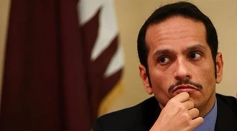 الدويلة الضئيلة.. "آل ثاني" يمزق تاريخ بلاده "الإرهابي" ويعري "الحمدين" دون أن يعلم