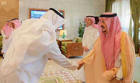 أمير منطقة الرياض يستقبل منسوبي الإمارة