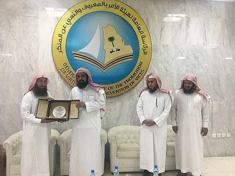 "العثمان" يؤكد على عناية المملكة بشعيرة الأمر بالمعروف