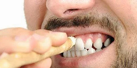 #صحتك_في_رمضان39 .. روشتة لإنهاء رائحة الفم والعناية بالأسنان