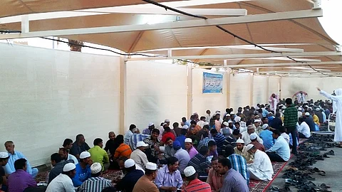 بالصور.. انطلاق مشروع إفطار صائم بمسجد الإمام محمد بن عبدالوهاب بدومة