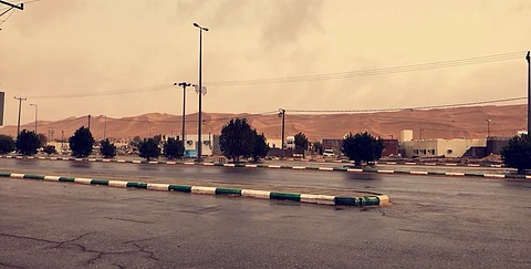 ميكونو يقترب.. أمطار متوسطة ورياح تشهدها الخرخير الآن