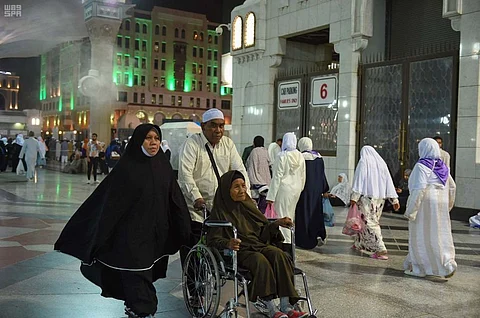 زائرات المسجد النبوي يثمنّ رعاية المملكة للحرمين الشريفين: الكلام يعجز عن الوصف