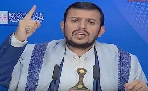 ظهور مرتبك ومهزوم لزعيم المليشيات يبرر هزائم قواته أمام "التحالف"
