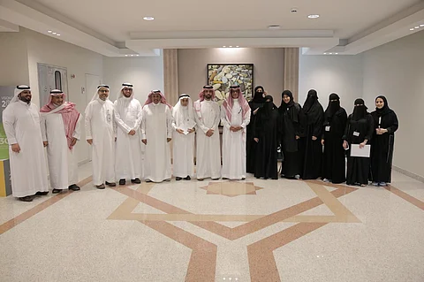 "العمل" توقع 10 مذكرات تفاهم لتدريب وتوظيف مستفيدي الضمان الاجتماعي