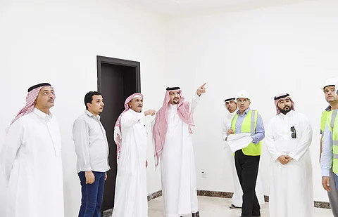 أمين جازان يوجِّه بتسريع إنجاز مشروع مركز الأمير سلطان الحضاري