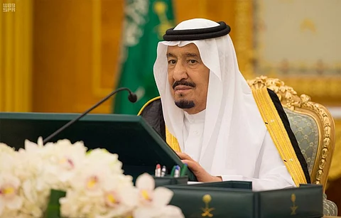 أوامر الملك ونظام التحرش وربط العلاوة بالأداء وانهيار "الحوثي".. تفاصيل موضوعات الأسبوع الساخنة