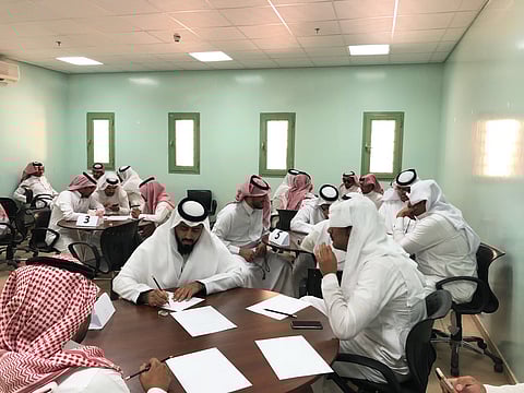 تقنية نجران تنفذ برنامج "المهارات الإبداعية في رفع الكفاءة الإنتاجية" لمنسوبيها