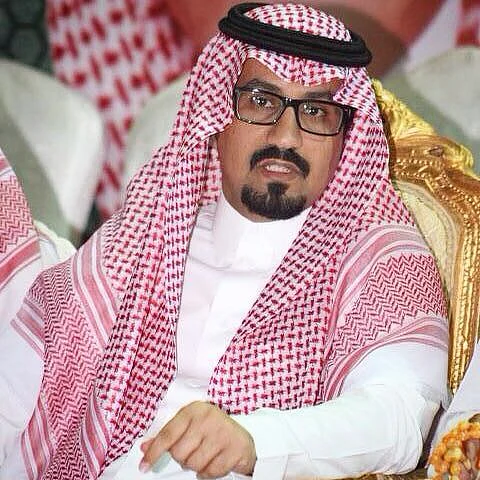 البقمي يحصل على الماجستير في الإعلام