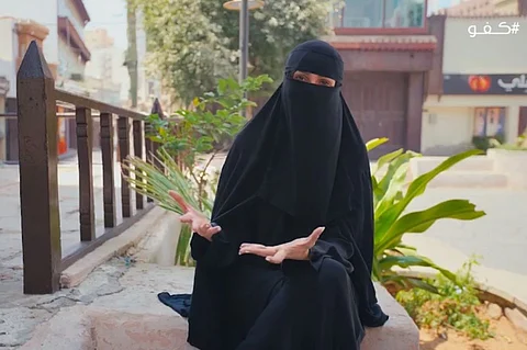 "حنان" وأخواتها يحولن مخبز والدهن لقصة نجاح.. "كفو" يعرض فيلماً وثائقياً عنه