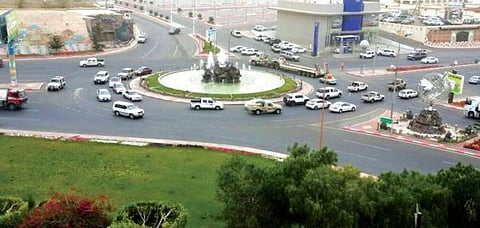 "مدني عسير" يباشر بلاغاً عن سقوط شظايا مقذوفات عسكرية على ظهران الجنوب