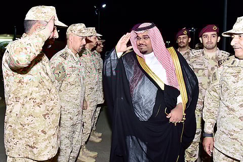 نائب أمير نجران يزور مقر قيادة لواء الأمير تركي الآلي بالحرس الوطني