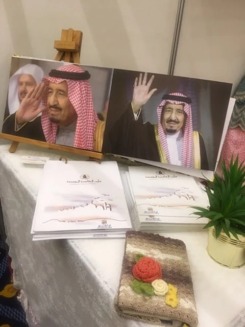 بالصور.. نزيلات مكة يشاركن بـ150 قطعة من أعمالهن في "رمضاننا من ذهب"