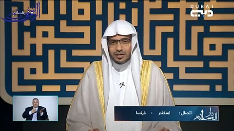 بالفيديو.. المغامسي يلقن مسلماً فرنسياً جديداً الشهادة على الهواء