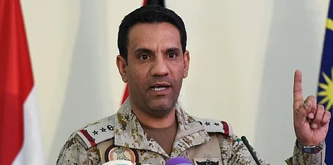 التحالف يُدين تهديد الحوثي لحياة المدنيين وموظفي الإغاثة الدولية باليمن