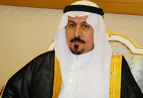 وكيل إمارة حائل ينقل تعازي القيادة لذوي شهيد الواجب "العنزي"
