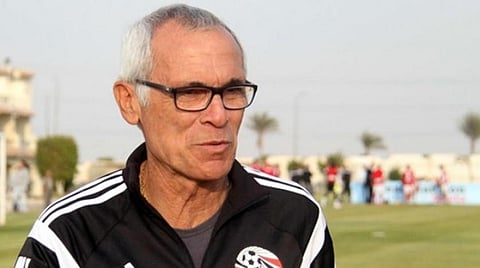 تعرف على تشكيل منتخب مصر أمام أوروجواي.. "صلاح" و"الحضري" احتياط