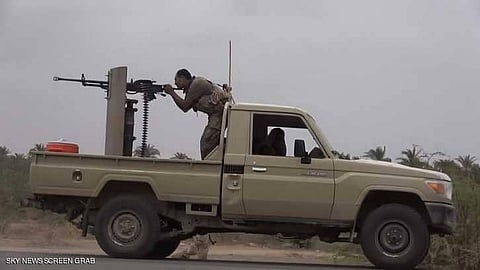 المقاومة اليمنية تسيطر على مطار الحديدة ناريًّا وتحاصر المليشيات الحوثية