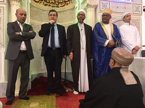 المسلمون في فرنسا يصلون العيد بالمركز الثقافي بـ"درانسي"