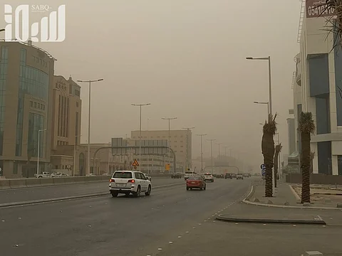 "الأرصاد" تصدر 3 تنبيهات متقدمة أحدها للرياض .. تتواصل للمساء