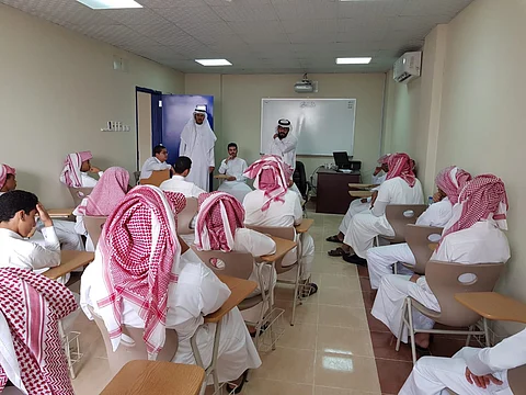 انطلاق الدراسة بالفصل الصيفي في 3 مدارس بالأفلاج اليوم