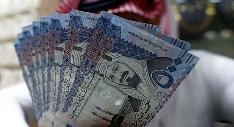 صرف راتب يونيو خلال ساعات.. وأزمة "شوال المالية" تنتهي للأبد