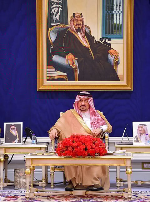 "فيصل بن بندر" يستقبل الجهات المشاركة في فعاليات عيد الفطر