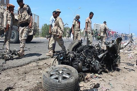 اليمن .. "لواء العمالقة" يفكّك مفخّخات زرعها المتمردون بمرافق التحيتا الحكومية