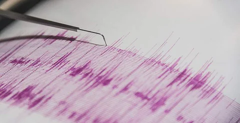 هيئة المسح الجيولوجي الأمريكية: زلزال بقوة 6.2 درجة يقع قُبالة اليمن
