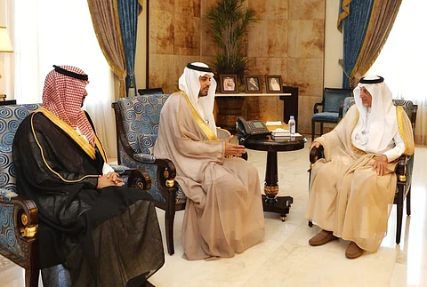 "الفيصل" يثمن دور الجمارك في منع دخول الممنوعات للمملكة