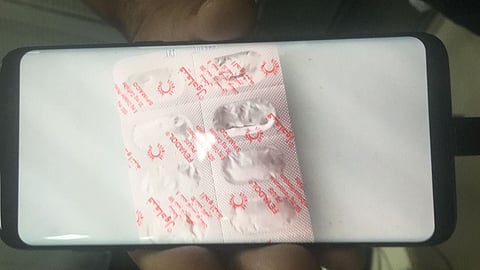 مسكّن "فيفادول" يحول إجازة سعودي بجورجيا إلى عذاب.. توقيف ومنع من السفر