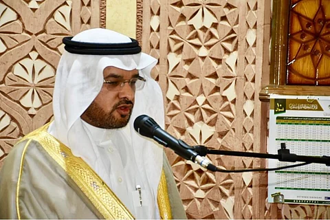شاهد ..جامع آل سلمة ببلقرن يشهد صلحاً قبلياً بعد قطيعة امتدت 14 عاماً