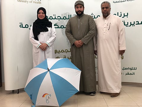 المظلة المكيفة سلاح "الصحة" لمواجهة حرارة الأجواء بالمشاعر المقدسة