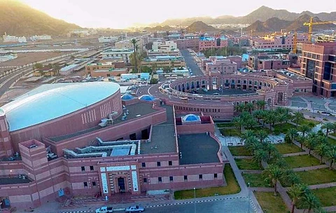 جامعة طيبة: لا تقديم يدويًا لقبول الطلاب والطالبات وجميع الإجراءات تتم إلكترونيًا