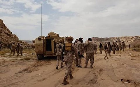 الجيش اليمني يحاصر مركز مديرية باقم في صعدة ويستكمل تمشيط محيطه