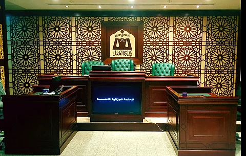 الحكم بقتل يمني تخابر مع ميليشا الحوثي وحدد لها مواقع حكومية وعسكرية