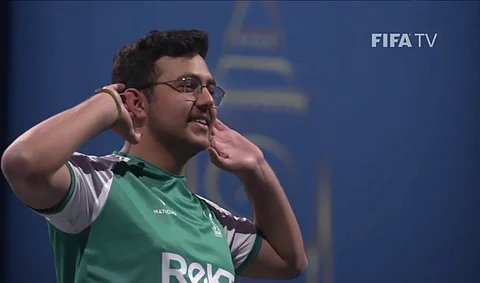 مساعد الدوسري بطلاً لكأس العالم الإلكترونية للعبة "فيفا 18"