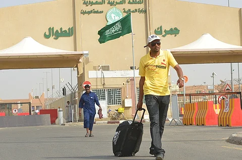 1450 يومًا منذ آخر دخول حجاج اليمن عبر منفذ الطوال و25 ألفًا يتجهون للمشاعر