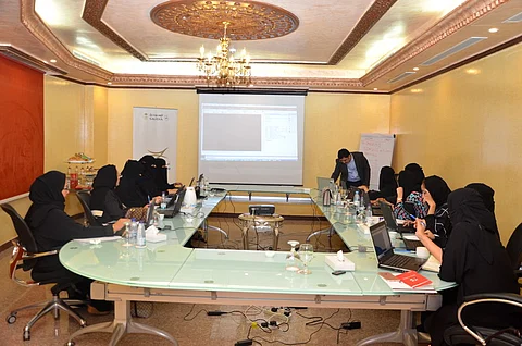 ينبع .. "السعودية تدعمني" تدرّب 20 شاباً على أنظمة الحجز وتذاكر الطيران