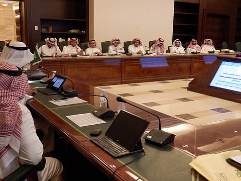 مركز خدمة اللغة العربية ينفذ برامج في "تشاد وبوركينافاسو"