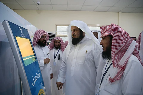 رئيس الهيئات يوجّه بتطوير أعمال المراكز التوجيهية في مكة والمدينة