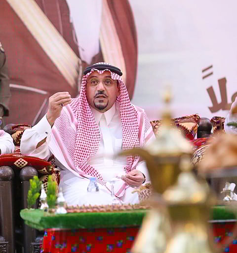 أمير القصيم يزور مهرجان تمور بريدة ويدشن منتجع "ديرتي" الريفي