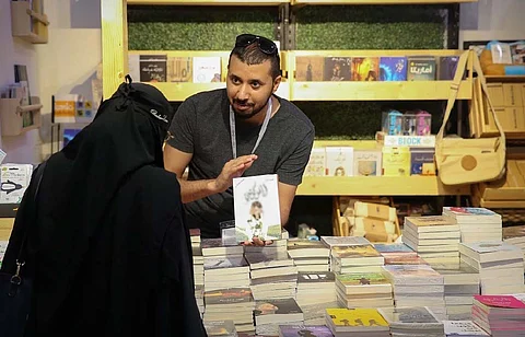 "حكايا مسك" تروي تفاصيل مشروع القراءة الذي انطلق من عربة قطار