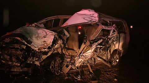 7 وفيات و4 مصابين في حادث محايل.. و"صحة عسير" تتقدَّم بالتعازي لذوي الضحايا