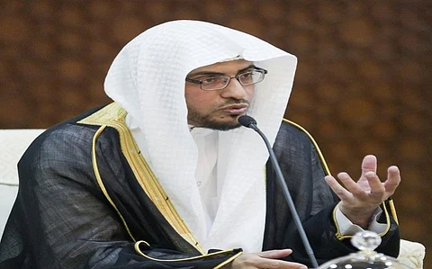 "المغامسي": يجوز الرمي قبل الزوال في اليوم الثاني عشر أو الثالث عشر بعد صلاة الفجر