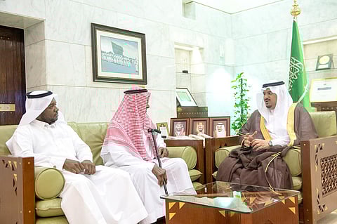 شفاعة لولي العهد تنازلوا عن قاتل أخيهم.. "محمد بن عبدالرحمن" يستقبل أبناء "الجبيري"
