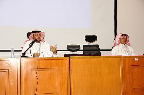 كلية الاتصالات والمعلومات بالرياض تستقبل المستجدين